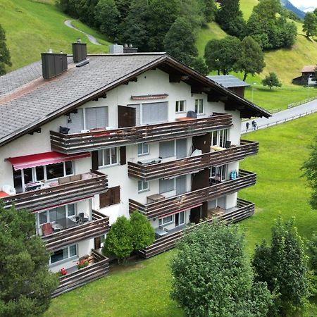 Gemuetliches Appartement Fuer Erholung Und Sport Klosters-Serneus Extérieur photo