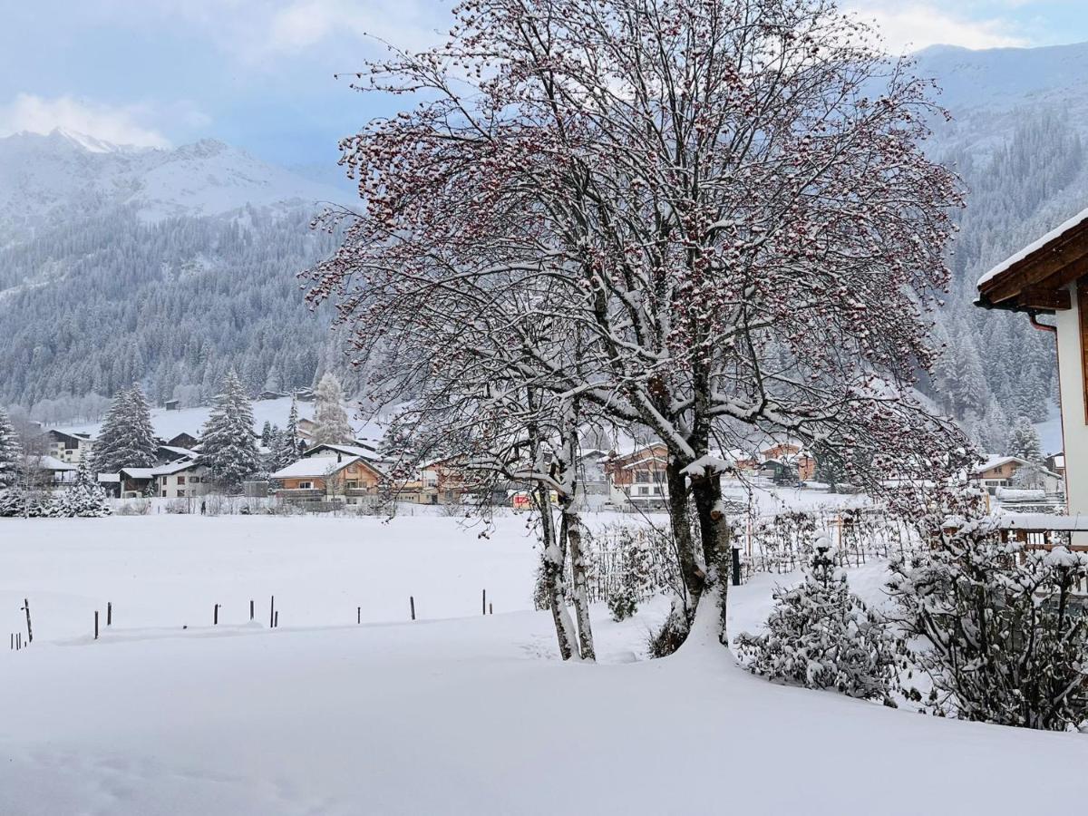 Gemuetliches Appartement Fuer Erholung Und Sport Klosters-Serneus Extérieur photo